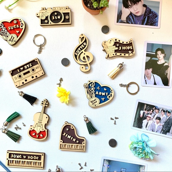 Personalized Wooden 3D Fridge Magnet or Keychain - Picture 5 of 5